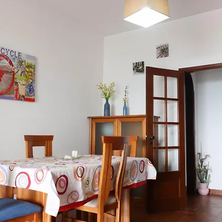 Com Vista Mar * Назаре